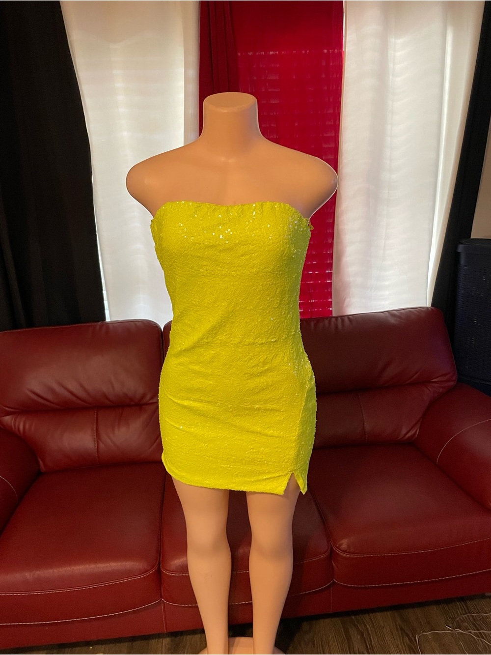 Thirty thirty Large Strapless Yellow Sequin Mini Dress Barbie bodycon large bold